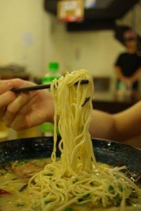 來自博多的Q勁拉麵（台中　大海拉麵）.jpg