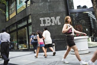 IBM計劃進行改造，目標在2015年前使獲利倍增，以維持資訊科技服務龍頭地位。（彭博資訊）.jpg