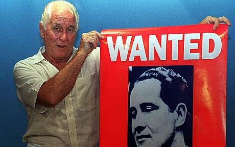 Ronnie Biggs+Son Michael pleads for the release of great train robber Photo+AFP+GETTY.jpg