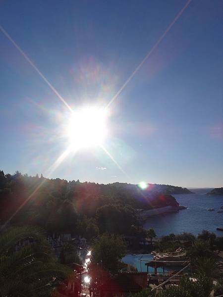 7002.第六天飯店 Amfora Hvar Grand Beach Resort 房間景色.JPG
