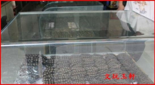 越南邊界的沉香市場 - 赤裸裸的假貨！
