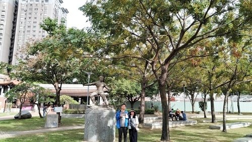 110.11.27.台中三公園 (7).jpg - 台中民俗.文心森林.雕塑公園