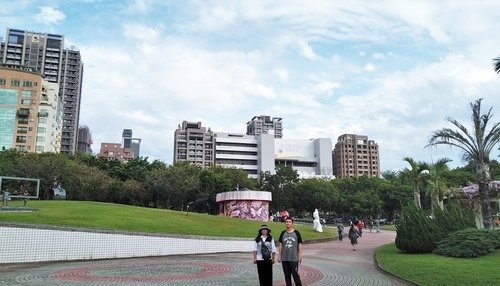 110.11.27.台中三公園 (214).jpg - 台中民俗.文心森林.雕塑公園