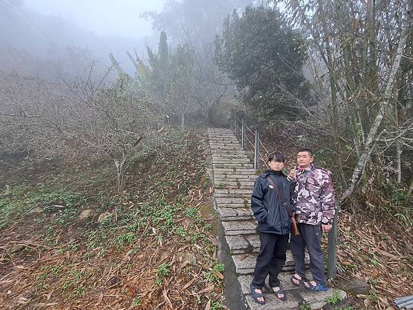 112.12.23遊龍湖步道、石壁仙谷(中)