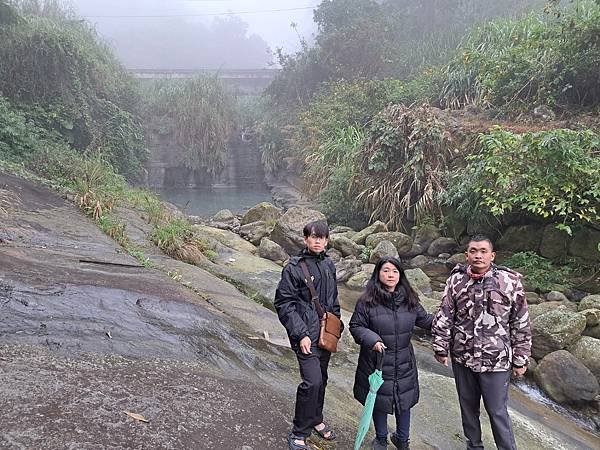112.12.23遊龍湖步道、石壁仙谷(中)