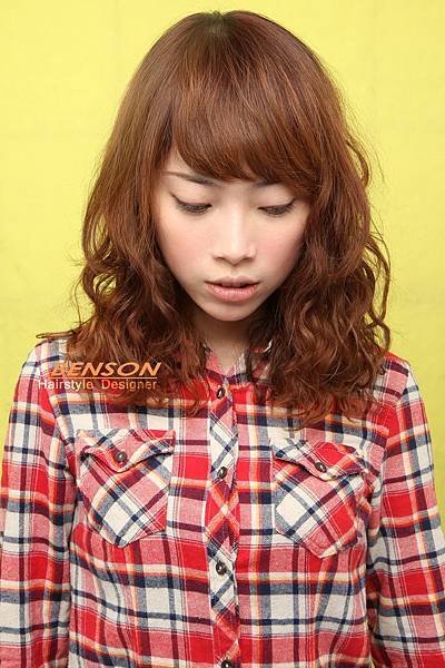 【麻吉客人】婉瑜亮麗髮型髮色專屬-西門町髮型師benson