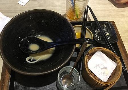 譚仔三哥米線餐點9