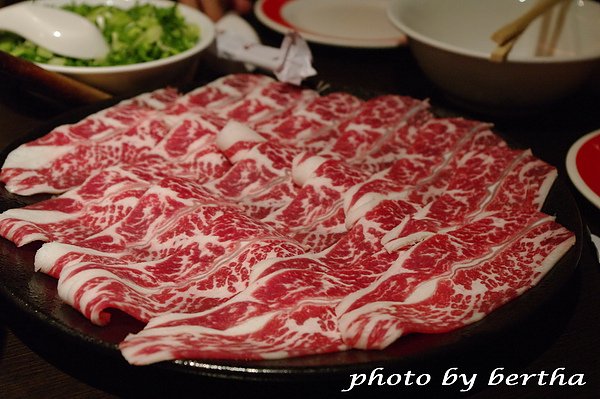 特級肥牛.jpg