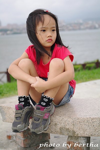 吹風還要擺POSE的語宸.jpg