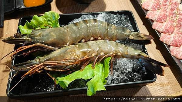 開箱超人氣蘆洲在地炭火燒烤【昭和園日式燒肉】和牛／生蠔／龍蝦