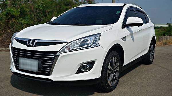 2014年 Luxgen U6 白色 納智捷中古車