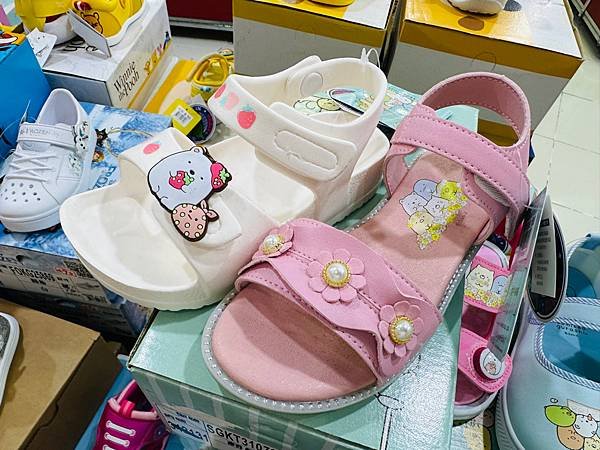 『桃園家樂福內壢店1F』即日起～06/02童裝/童鞋/配件/