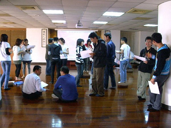 09一聊就停不下來.jpg