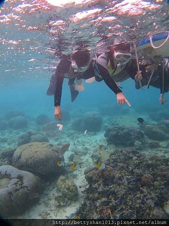 20151012 沖繩 真榮田岬浮潛_171114_0014.jpg