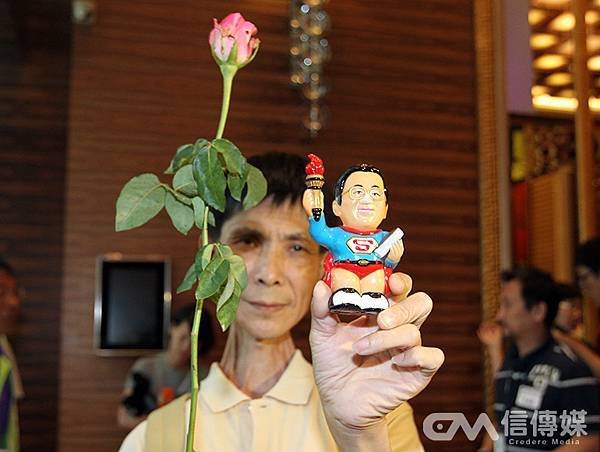 台北阿扁日，露面不復出