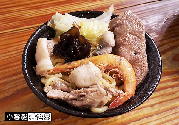 麗珠什錦麵,台北市,萬華,興寧街,餐廳,排骨飯,古早味,古早麵,炸排骨,美食,龍山寺,萬華車站,推薦,必吃,小黑貓看世界,龍山寺捷運站,排骨飯-14.jpg