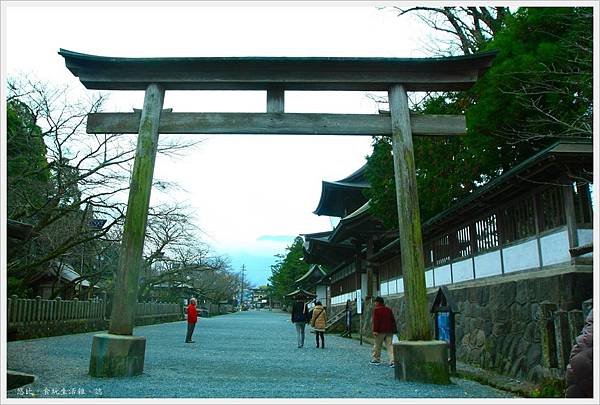 阿蘇神社-參道鳥居.JPG