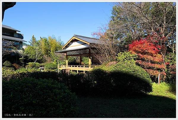 由布院-壽花之莊-庭院-1.JPG