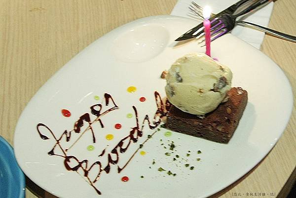 bistro88-生日甜點.JPG