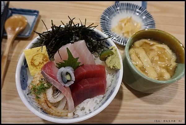 魚鮮會社 竹北-魚鮮丼-1.JPG