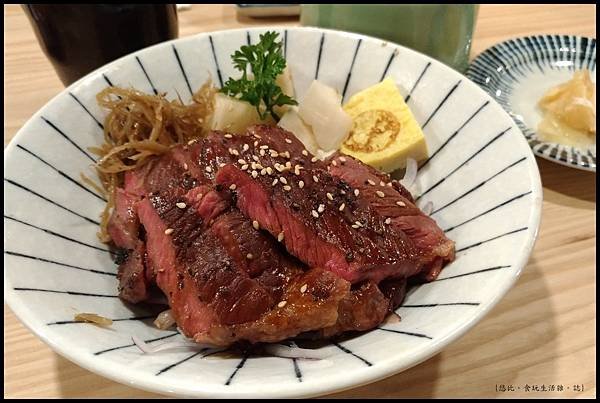 魚鮮會社 竹北-醬烤牛排丼-4.jpg