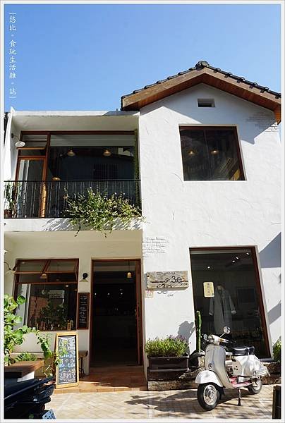 小3e-外觀-3.JPG