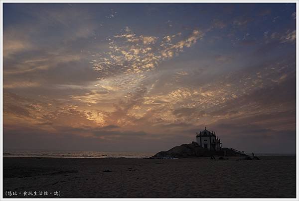 Chapel of Senhor da Pedra-23.JPG