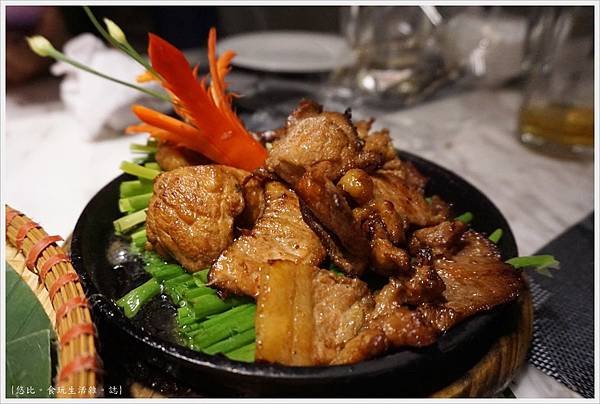 ESSENCE RESTAURANT-19-烤肉米線.JPG