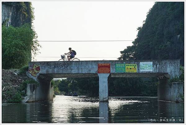 TAM COC-90-三谷乘船.JPG