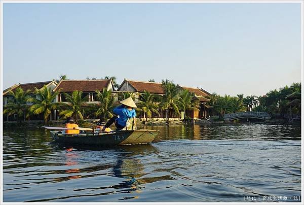 TAM COC-93-三谷乘船.JPG