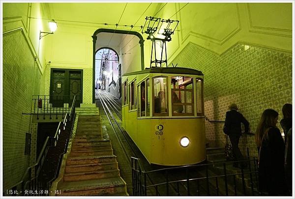 里斯本-Bica Funicular-2.JPG