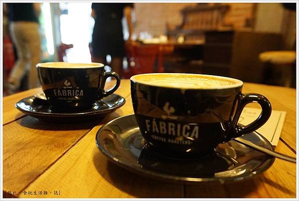 Fabrica Coffee Roaster-16.JPG