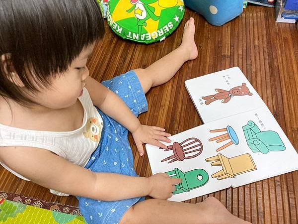 台灣麥克寶寶翻翻書_200909_39.jpg