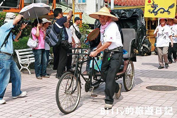 2011基隆中元祭-異國靈情法國公墓祭祀008.JPG