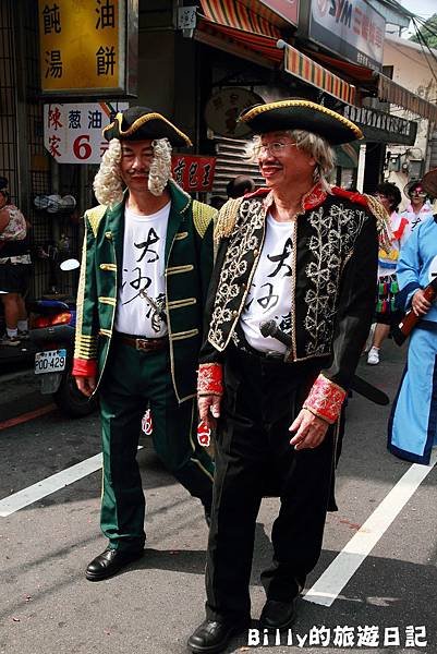 2011基隆中元祭-異國靈情法國公墓祭祀010.JPG