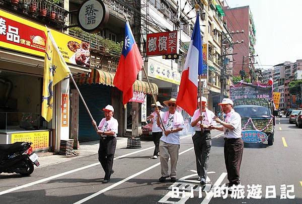 2011基隆中元祭-異國靈情法國公墓祭祀014.JPG