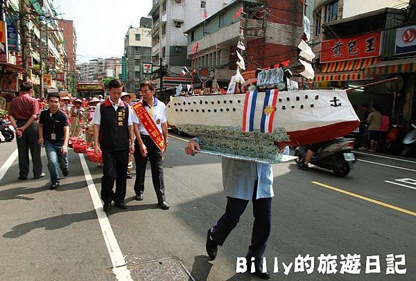 2011基隆中元祭-異國靈情法國公墓祭祀020.JPG