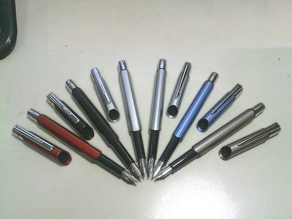 the Rotring Newyton adn Parker Facet tountain pen