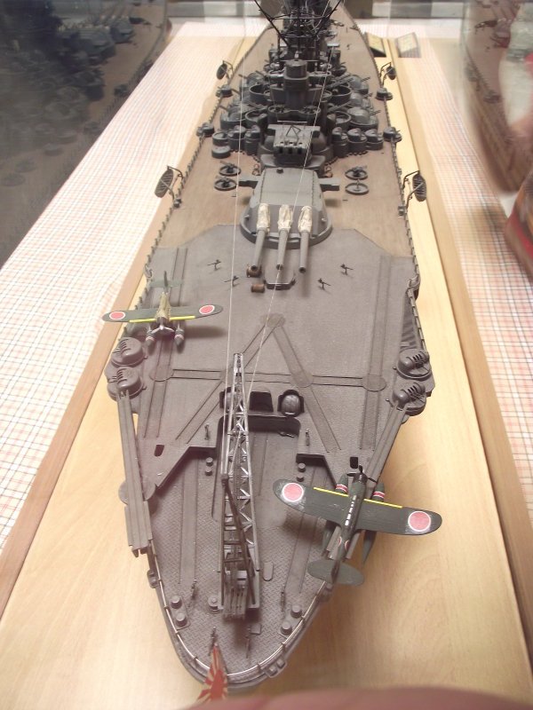 1_200 YAMATO 後甲板.jpg