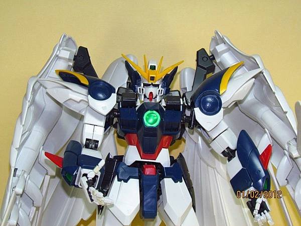 WING GUNDAM 05.jpg