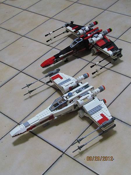 LEGO 9493 X-WING black version &amp; original