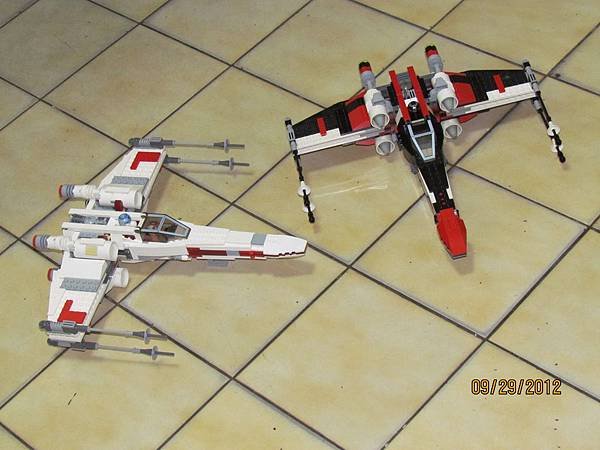 LEGO 9493 X-WING black version &amp; original