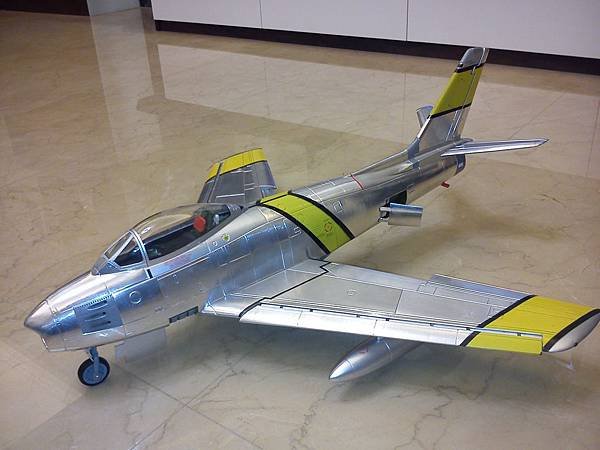 1/18 F-86 aluminum foiled