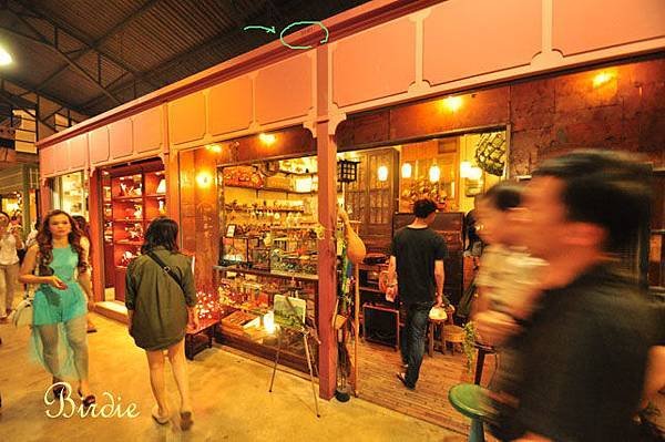 asiatique_shop