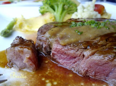 20100905270_a1.jpg