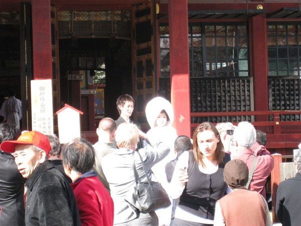 正好有人在舉辦婚禮耶.JPG