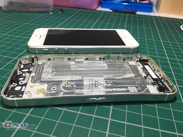 IPHONE5 被蓋彎曲