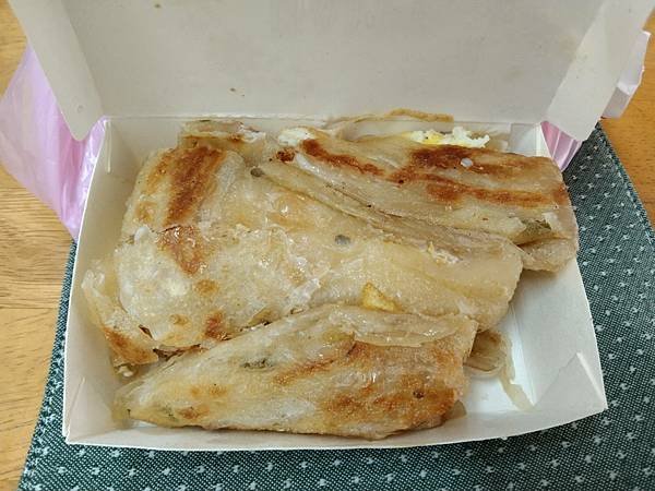 美 蔥油餅加蛋35.jpg