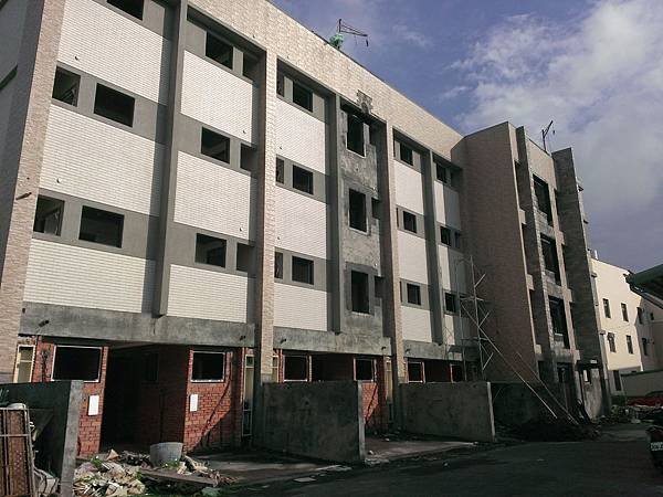 家專投資宿舍-南應大學校旁全新8套房-已成交