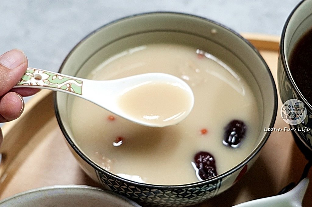 團購宅配美食森御鮮黑蒜頭雞湯胡椒豬肚雞湯DSC03039.JPG